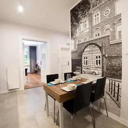 Paulove アパート クラクフ